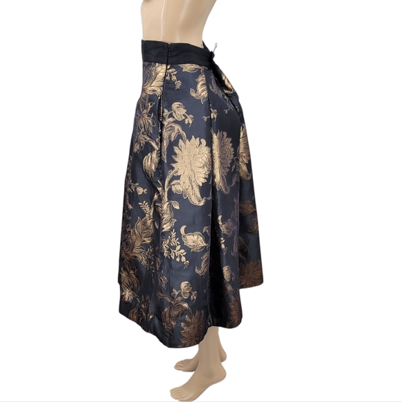WHBM Black and Gold Floral Jacquard Full Pleated Midi Skirt - Picture 3 of 15